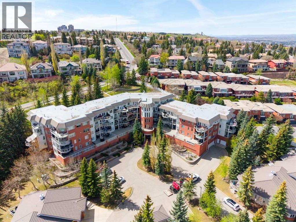 205, 200 Patina Court SW