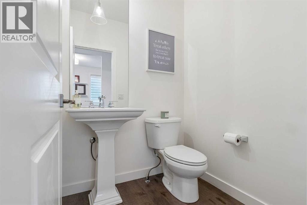 35 Mahogany Park SE — photo 13