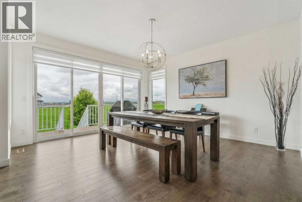 35 Mahogany Park SE — photo 7