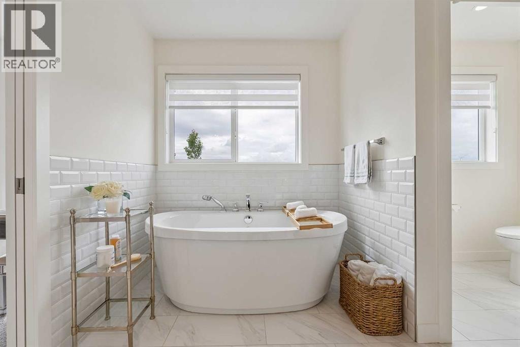 35 Mahogany Park SE — photo 21