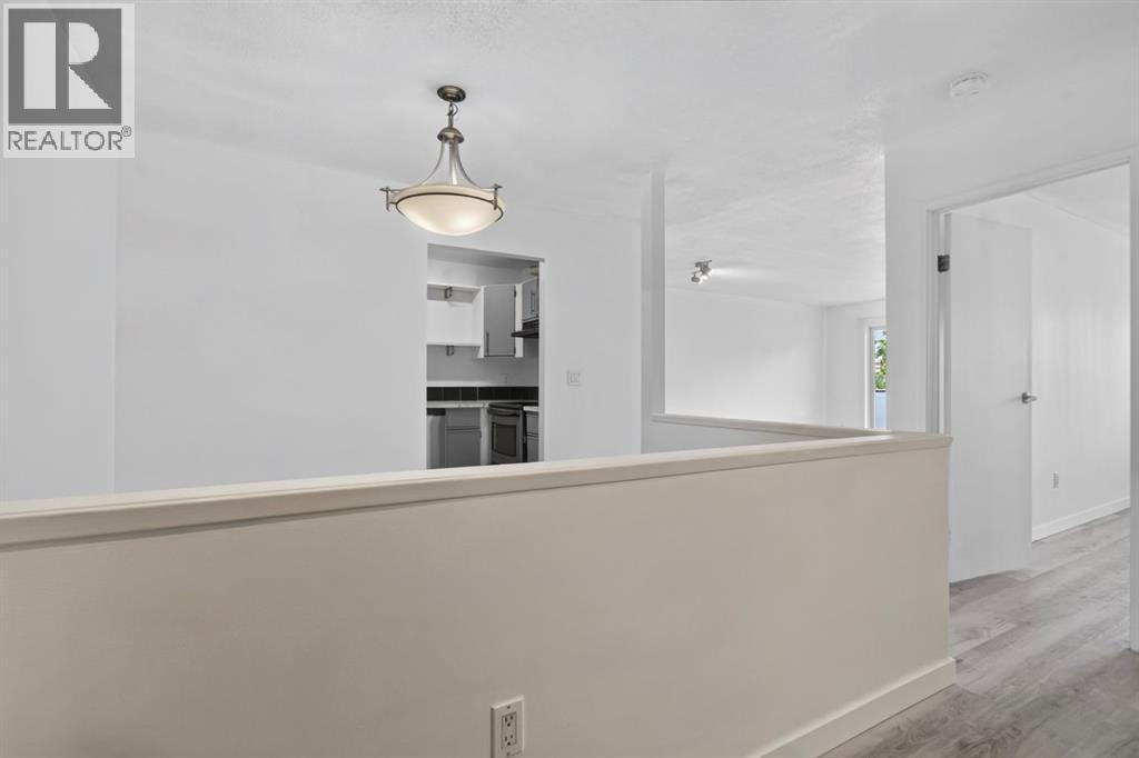 303, 333 Garry Crescent NE — photo 6