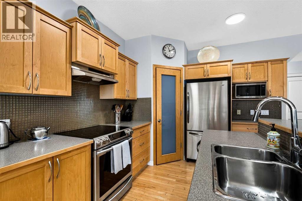 444 Rainbow Falls Way — photo 9