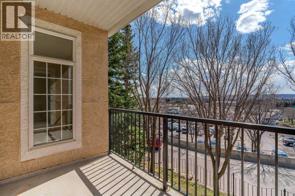 203, 4835 Dalhousie Drive NW — photo 12