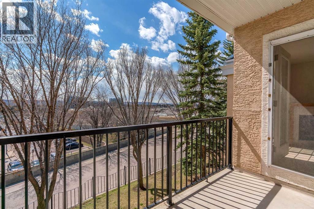 203, 4835 Dalhousie Drive NW — photo 13