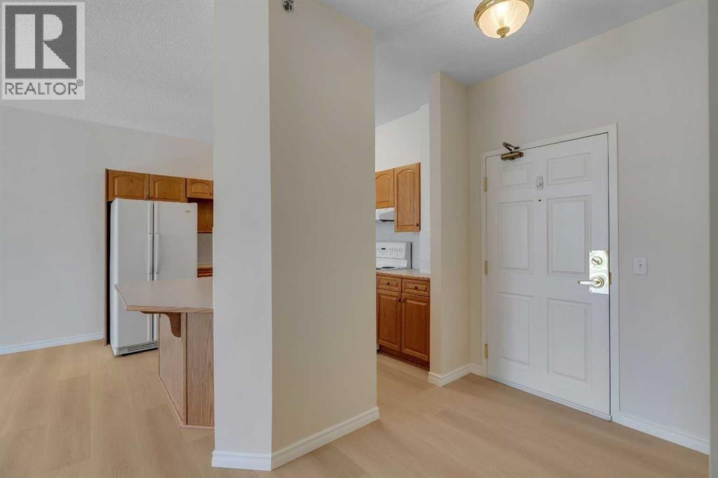 203, 4835 Dalhousie Drive NW — photo 11