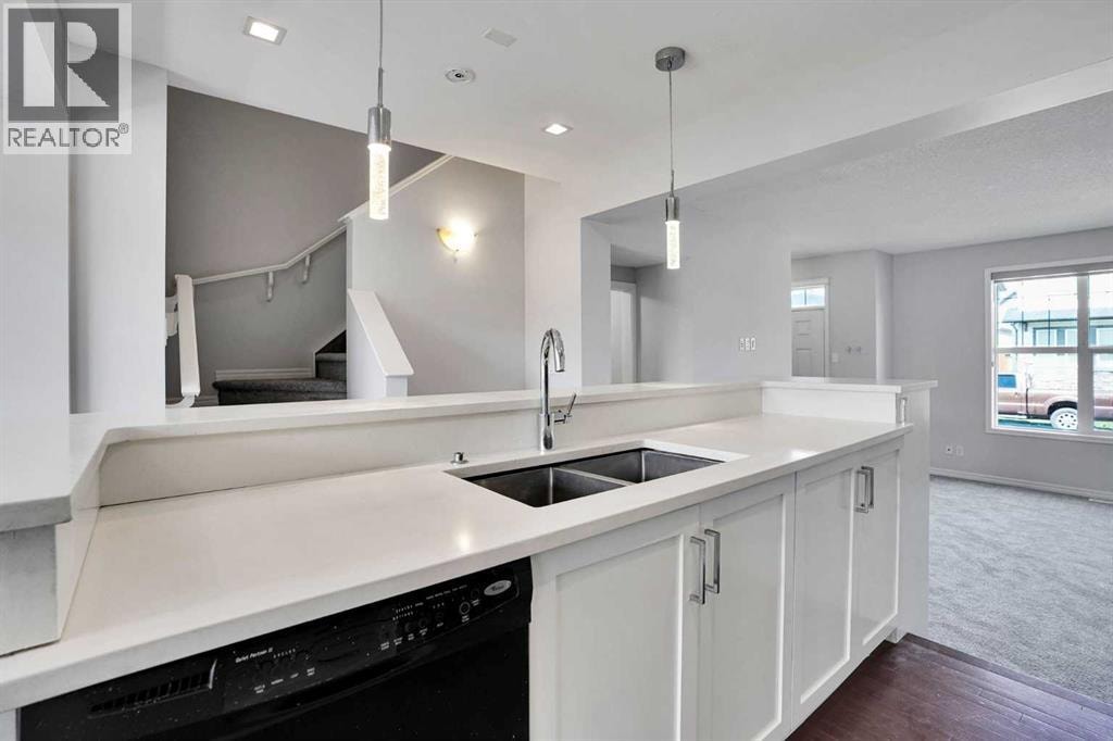 173 Skyview Springs Crescent NE — photo 11