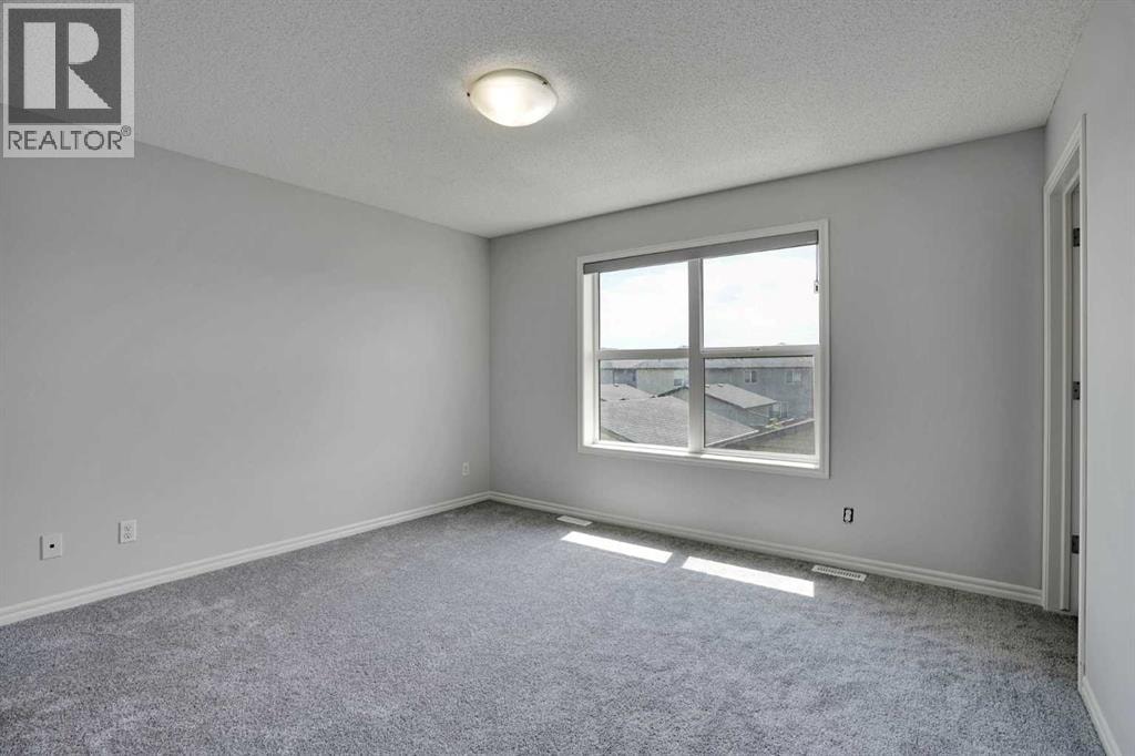 173 Skyview Springs Crescent NE — photo 26