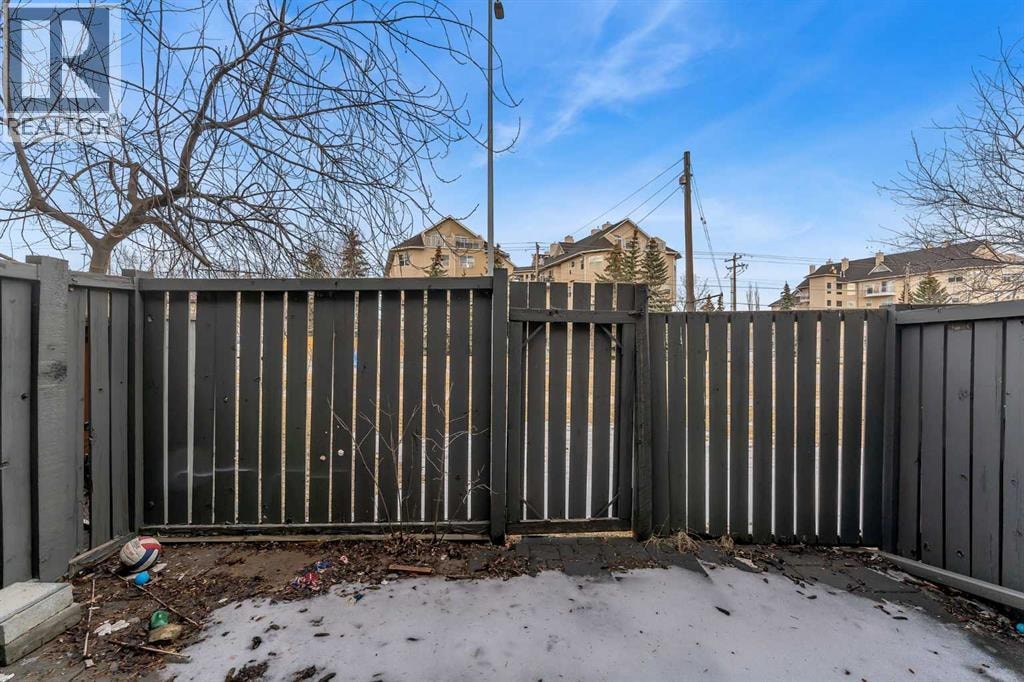 104, 7172 Coach Hill Road SW — photo 32