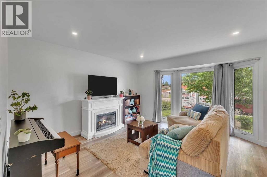 2162 Summerfield Boulevard SE — photo 4