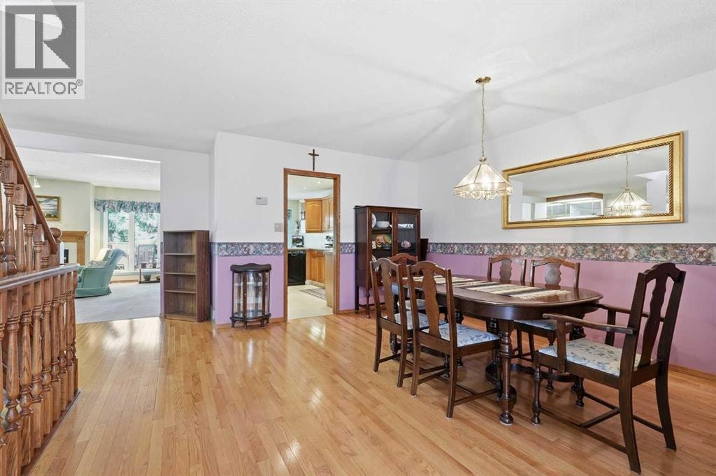 22A Woodmeadow Close SW — photo 13