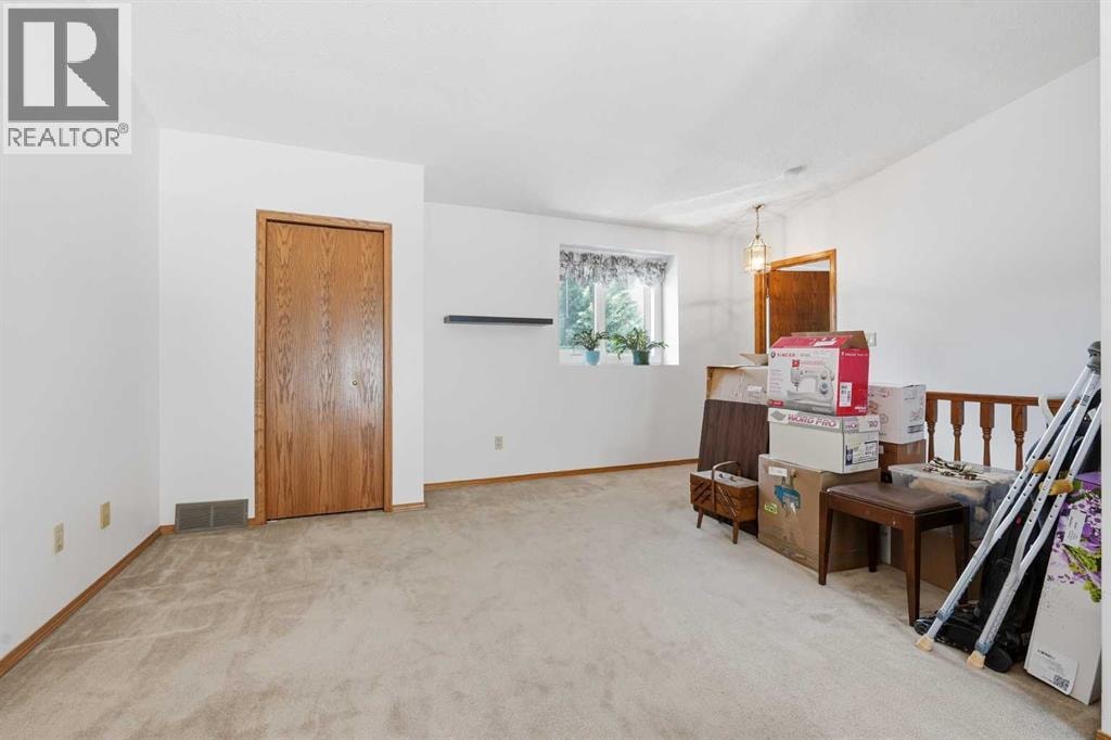 22A Woodmeadow Close SW — photo 30