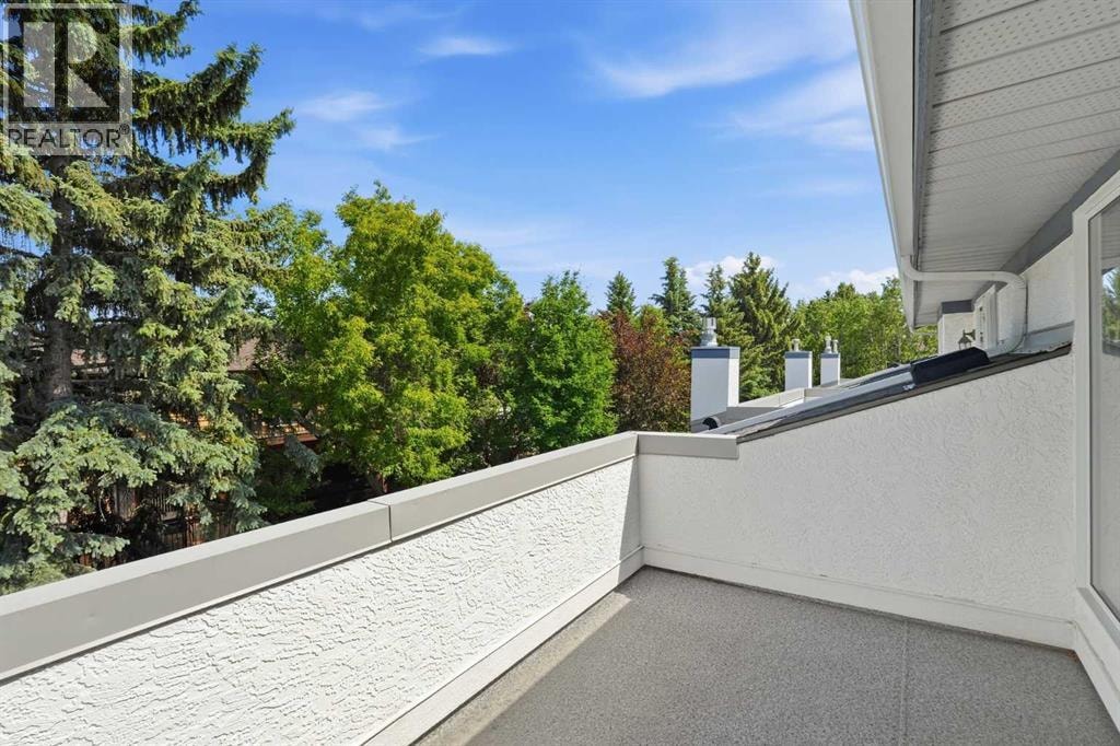 22A Woodmeadow Close SW — photo 32