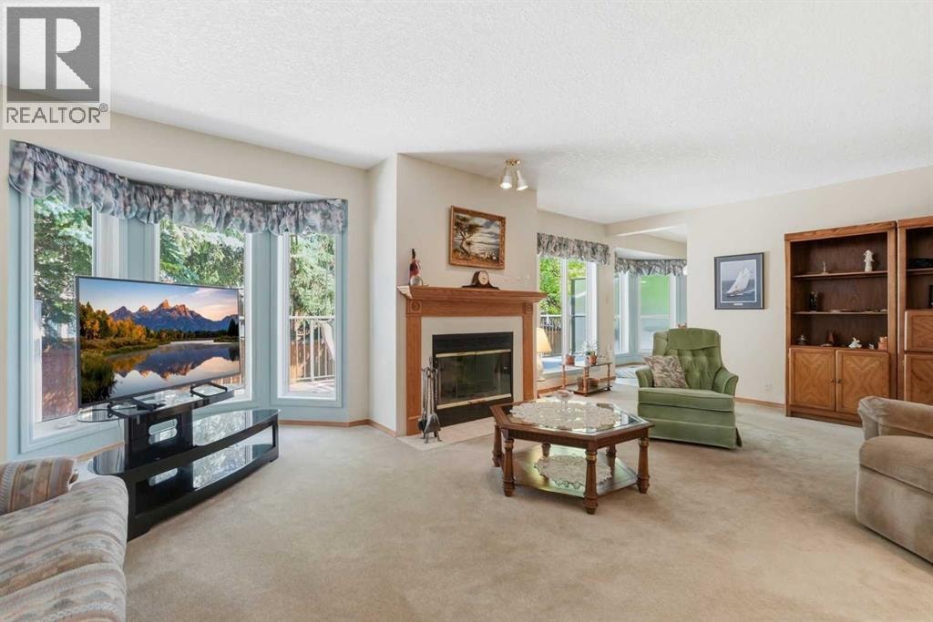 22A Woodmeadow Close SW — photo 4