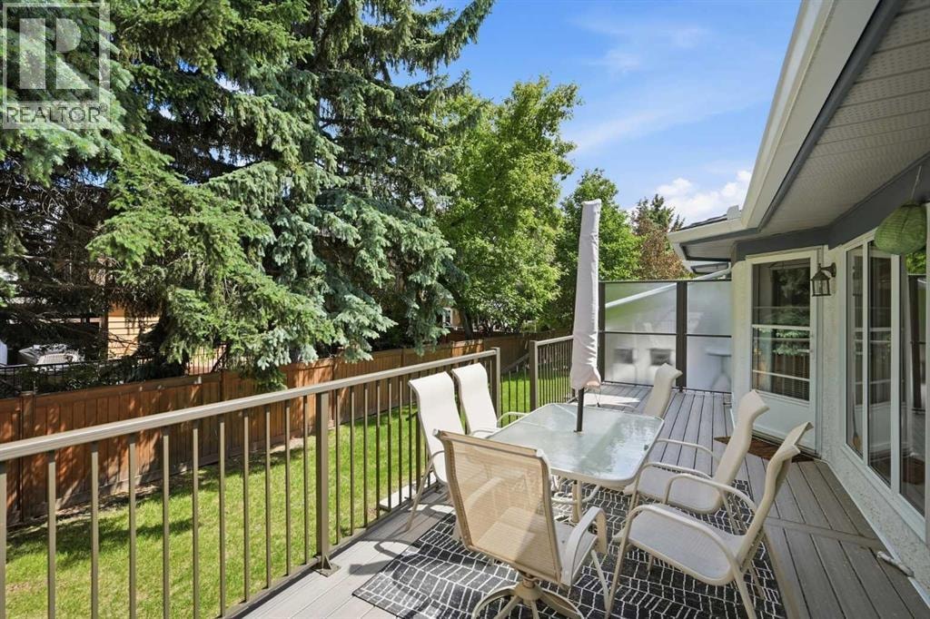 22A Woodmeadow Close SW — photo 33