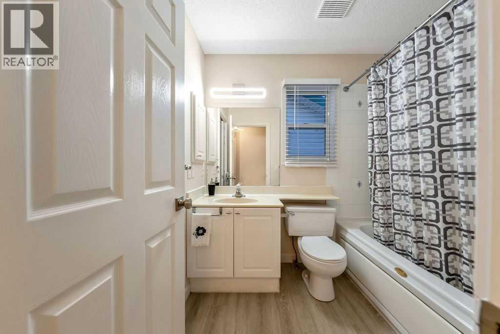 2016 Country Hills Circle NW — photo 17