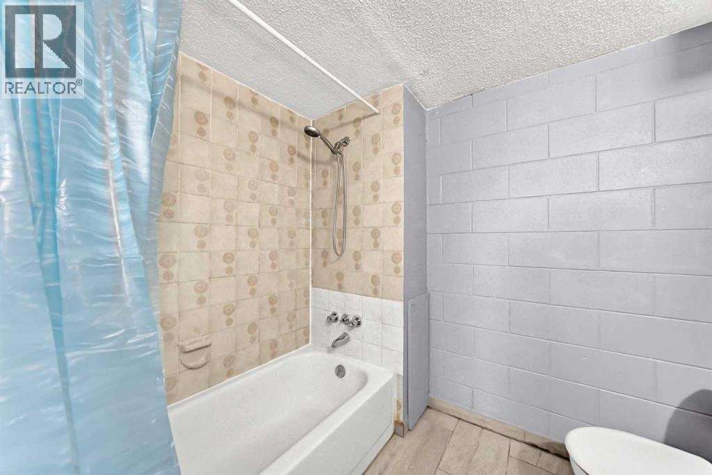 6329 Centre Street NW — photo 31