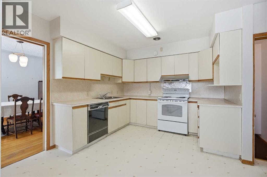 1738 Suffolk Street SW — photo 12