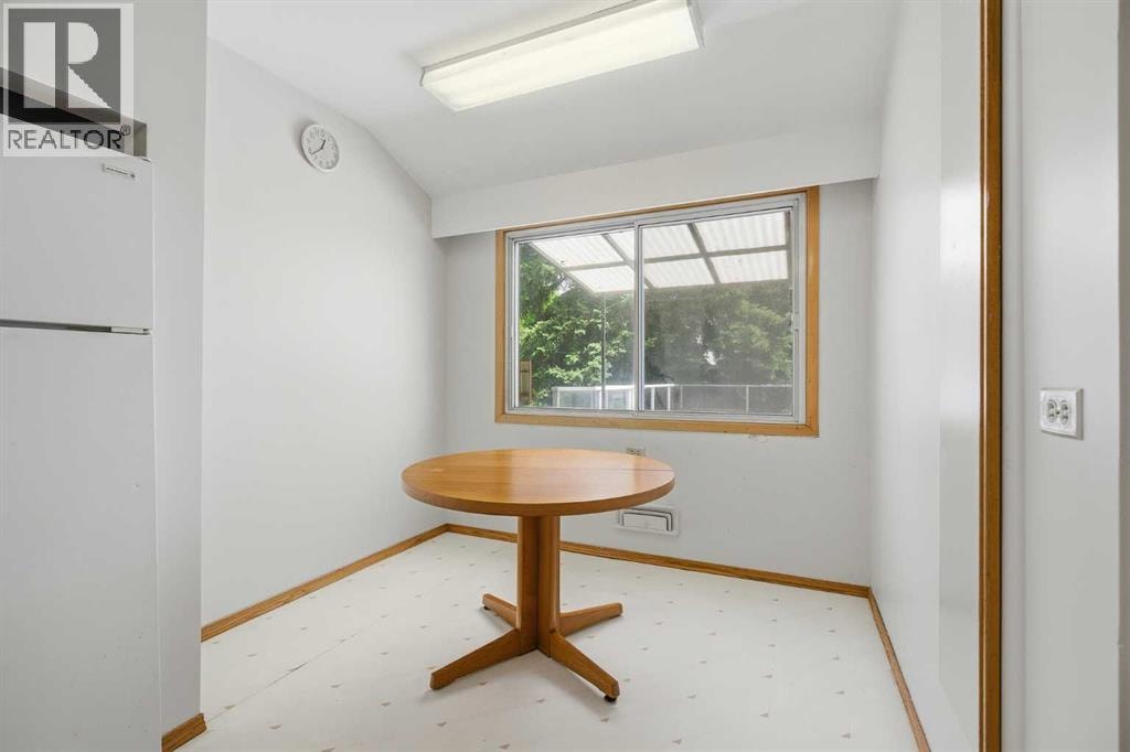1738 Suffolk Street SW — photo 14