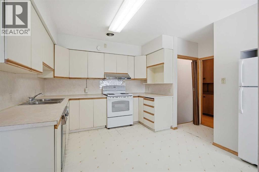 1738 Suffolk Street SW — photo 11