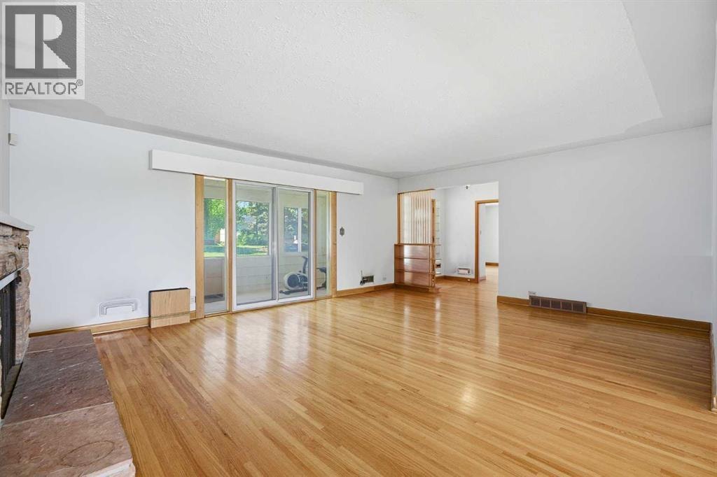1738 Suffolk Street SW — photo 8