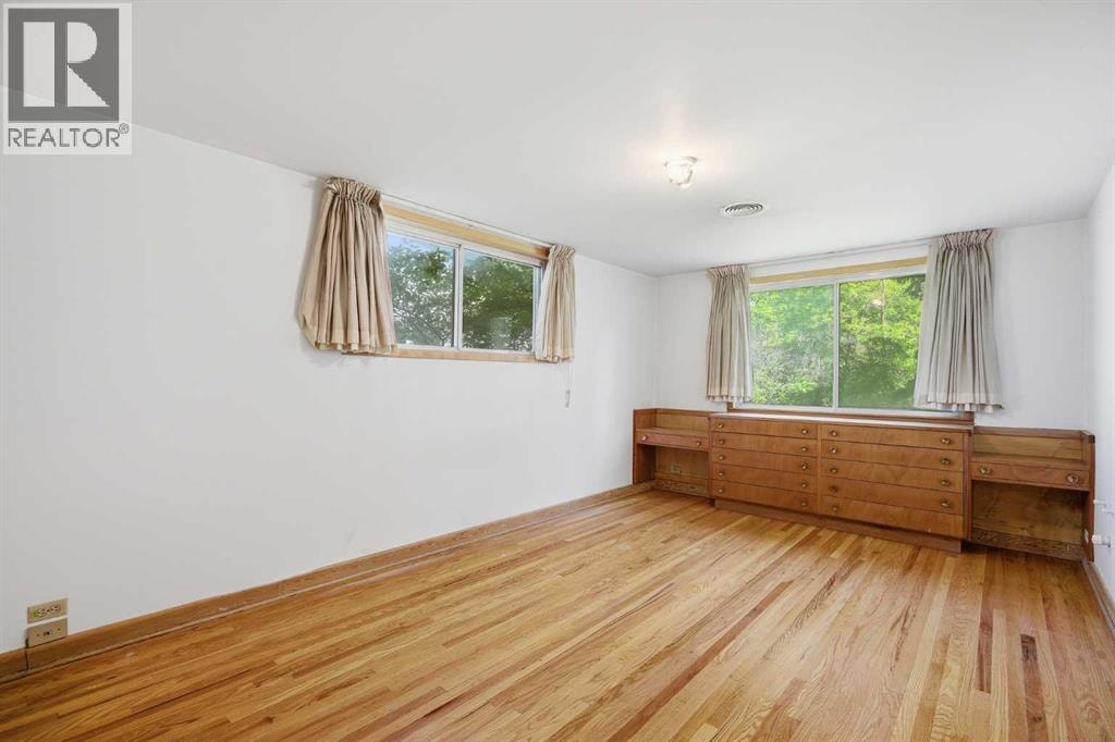 1738 Suffolk Street SW — photo 25