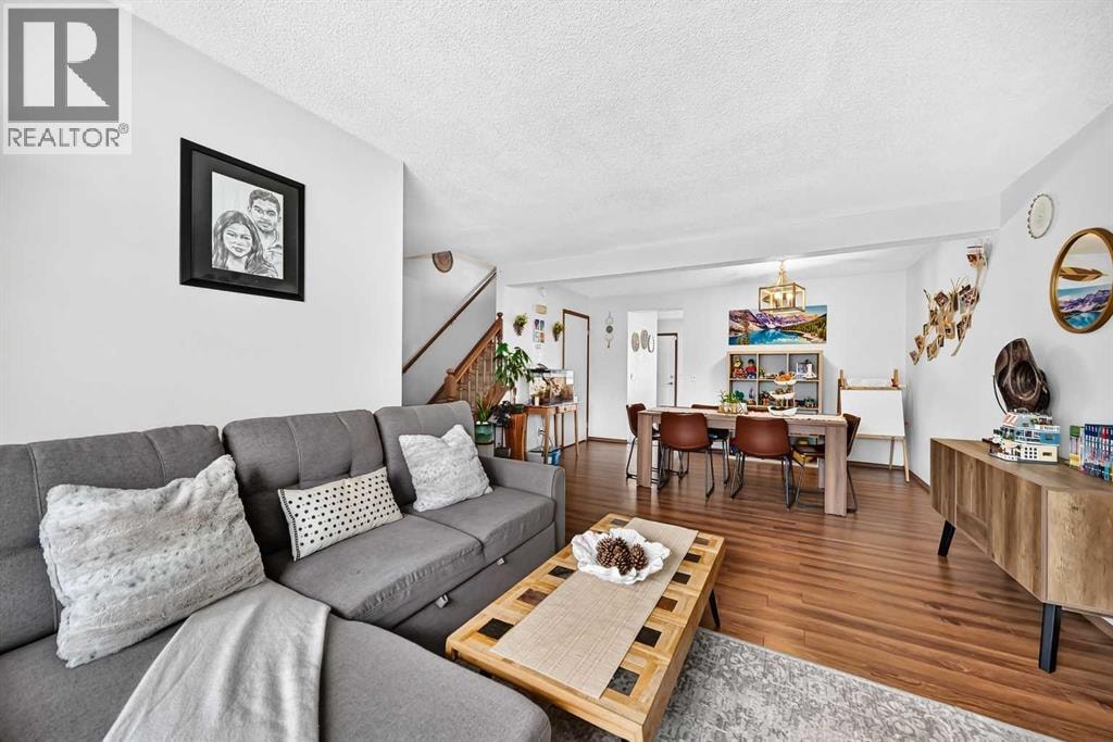 89 Bedford Manor NE — photo 4