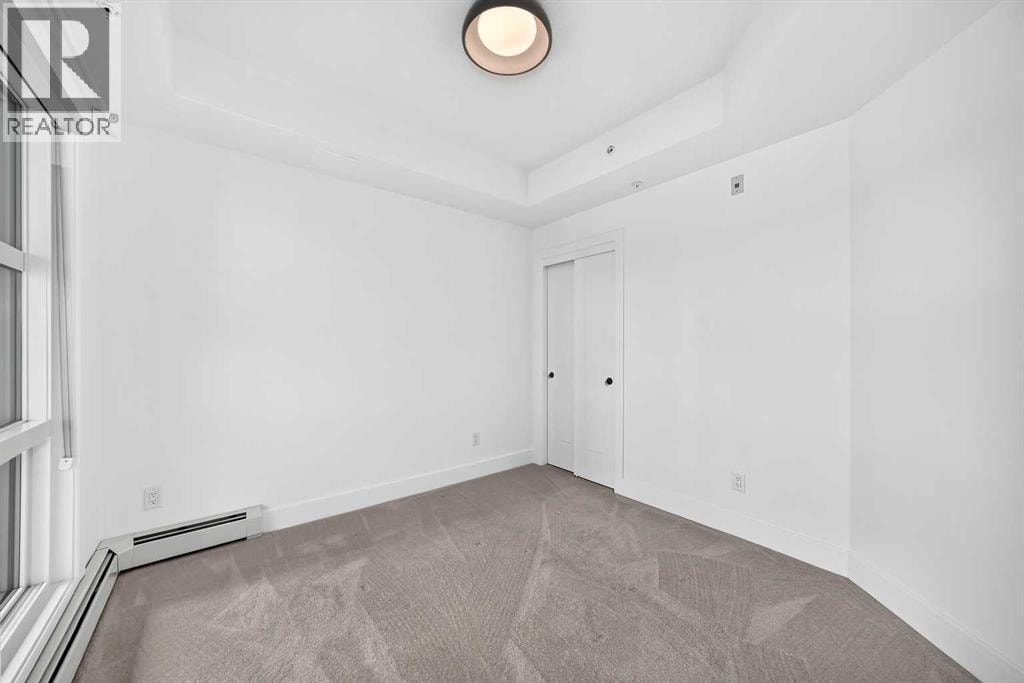 208, 370 Dieppe Drive SW Drive — photo 18