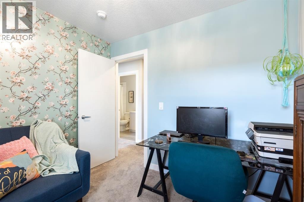 5 D'arcy Boulevard — photo 15