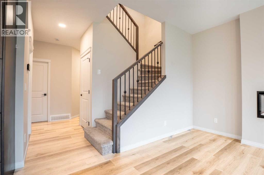 56 Corner Glen Green NE — photo 14