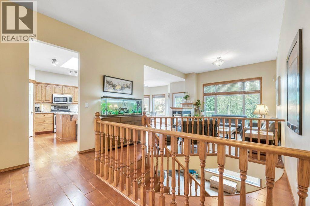199 Lakeside Greens Court — photo 9