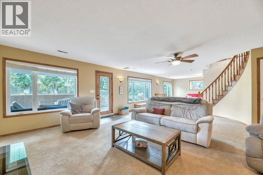 199 Lakeside Greens Court — photo 31