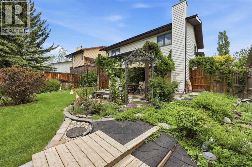 232 Hawkcliff Way NW — photo 43