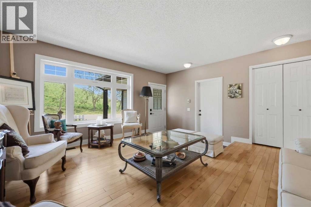 232 Hawkcliff Way NW — photo 8