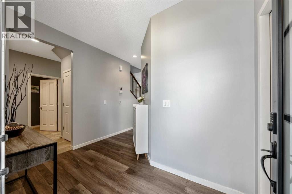 16 Brightoncrest Manor SE — photo 2