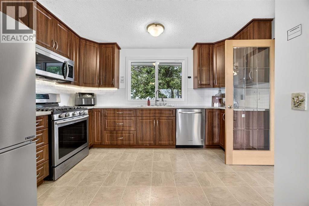 7035 Huntercrest Road NW — photo 13
