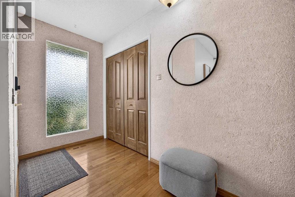 7035 Huntercrest Road NW — photo 5