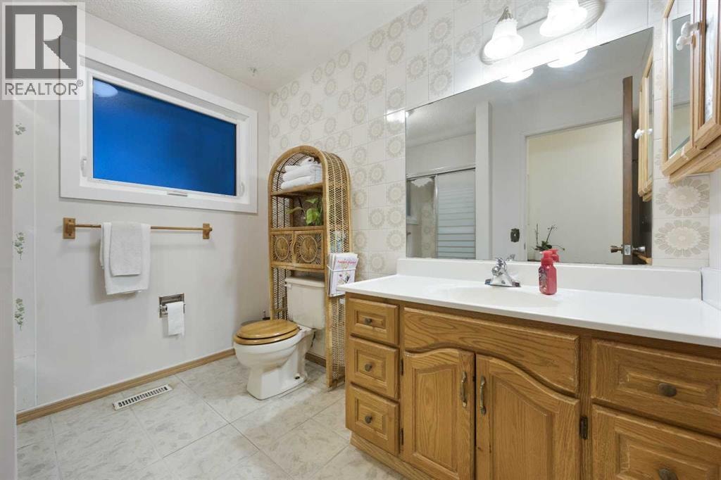 7035 Huntercrest Road NW — photo 19