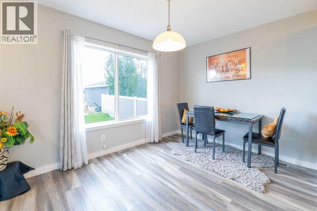 75 Ravensmoor Manor SE — photo 14