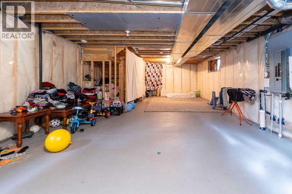 75 Ravensmoor Manor SE — photo 17