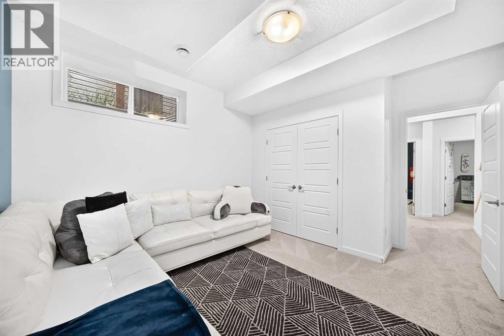 194 Walgrove Terrace SE — photo 18