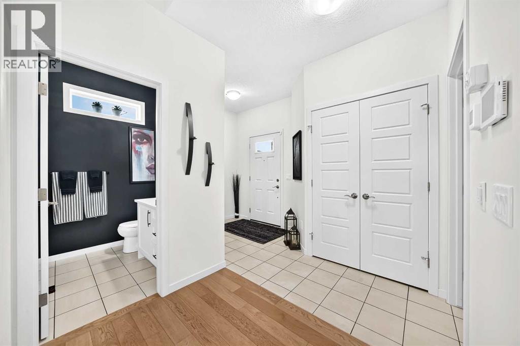 194 Walgrove Terrace SE — photo 3