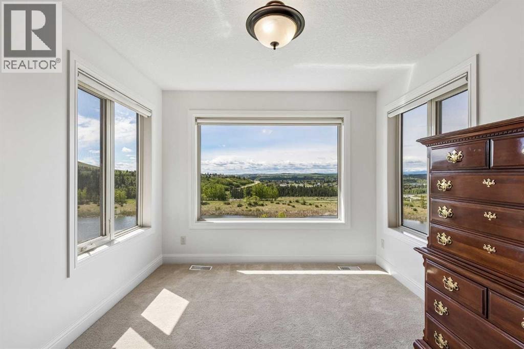 31 Sunset Point — photo 16