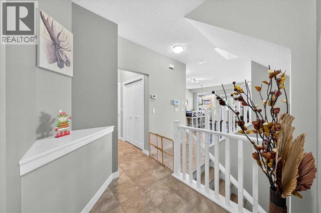 251 Hillcrest Circle SW — photo 3