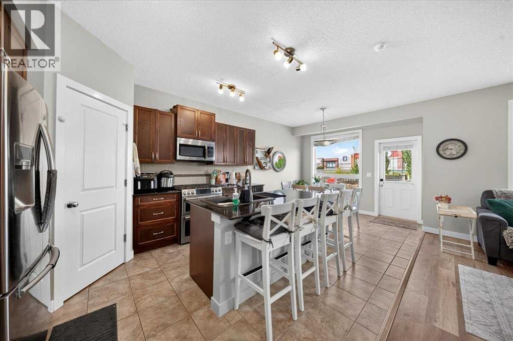251 Hillcrest Circle SW — photo 4