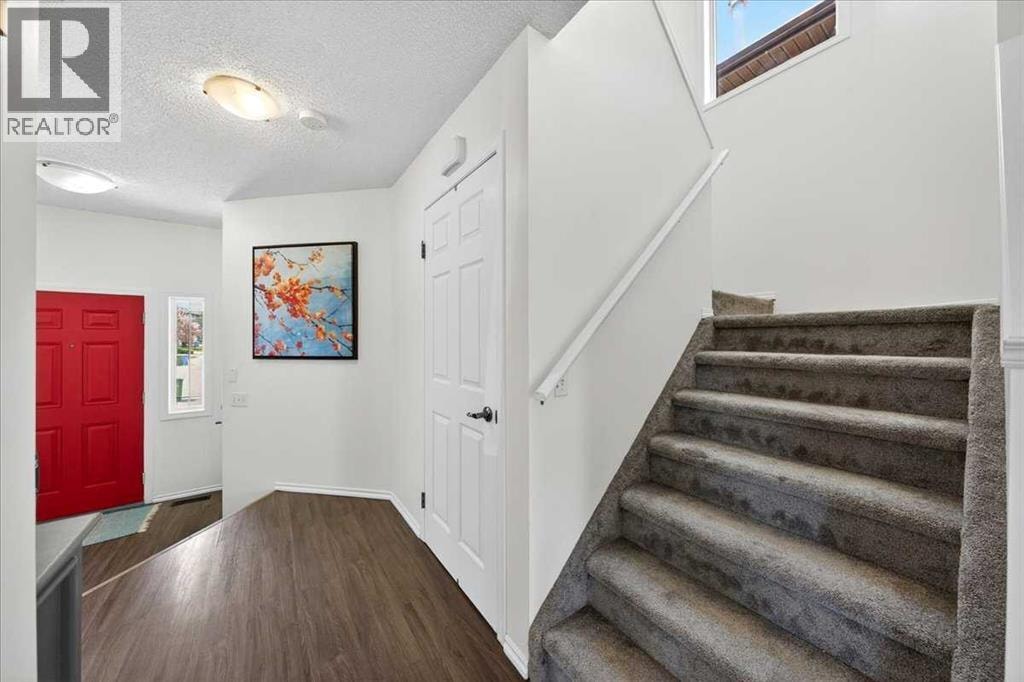 194 Everoak Gardens SW — photo 21