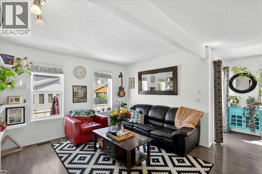 194 Everoak Gardens SW — photo 18