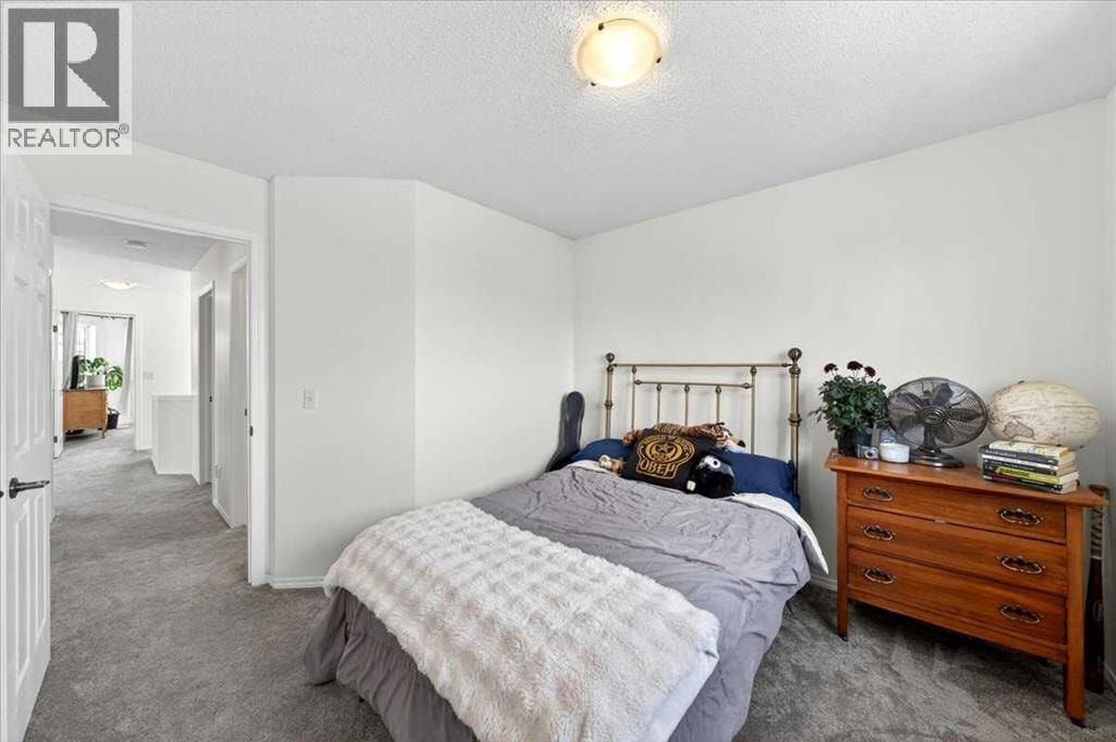 194 Everoak Gardens SW — photo 37