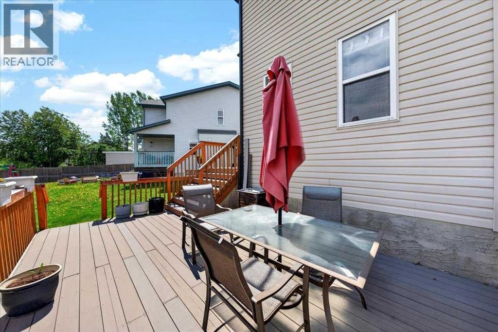 194 Everoak Gardens SW — photo 43
