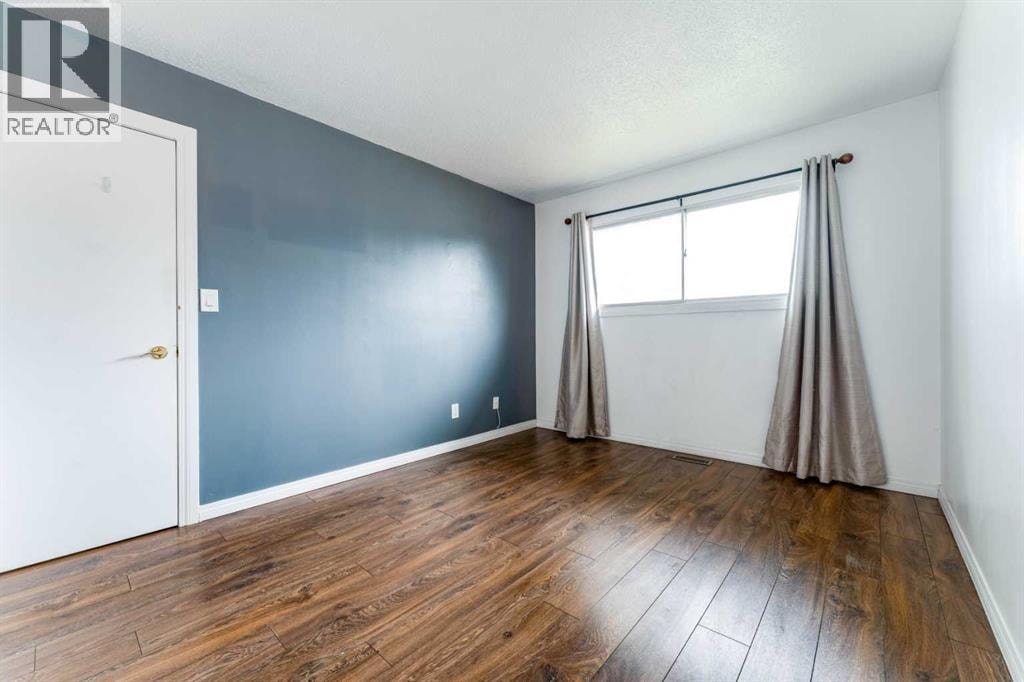 2906 Doverville Crescent SE — photo 13