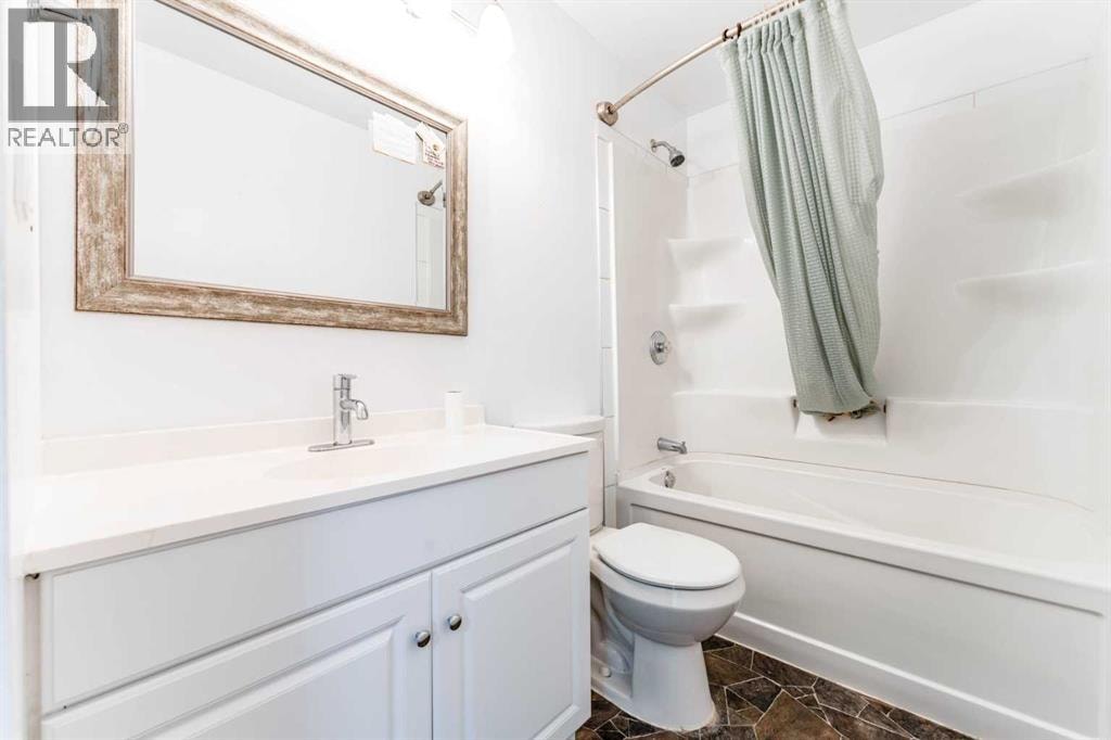 2906 Doverville Crescent SE — photo 17